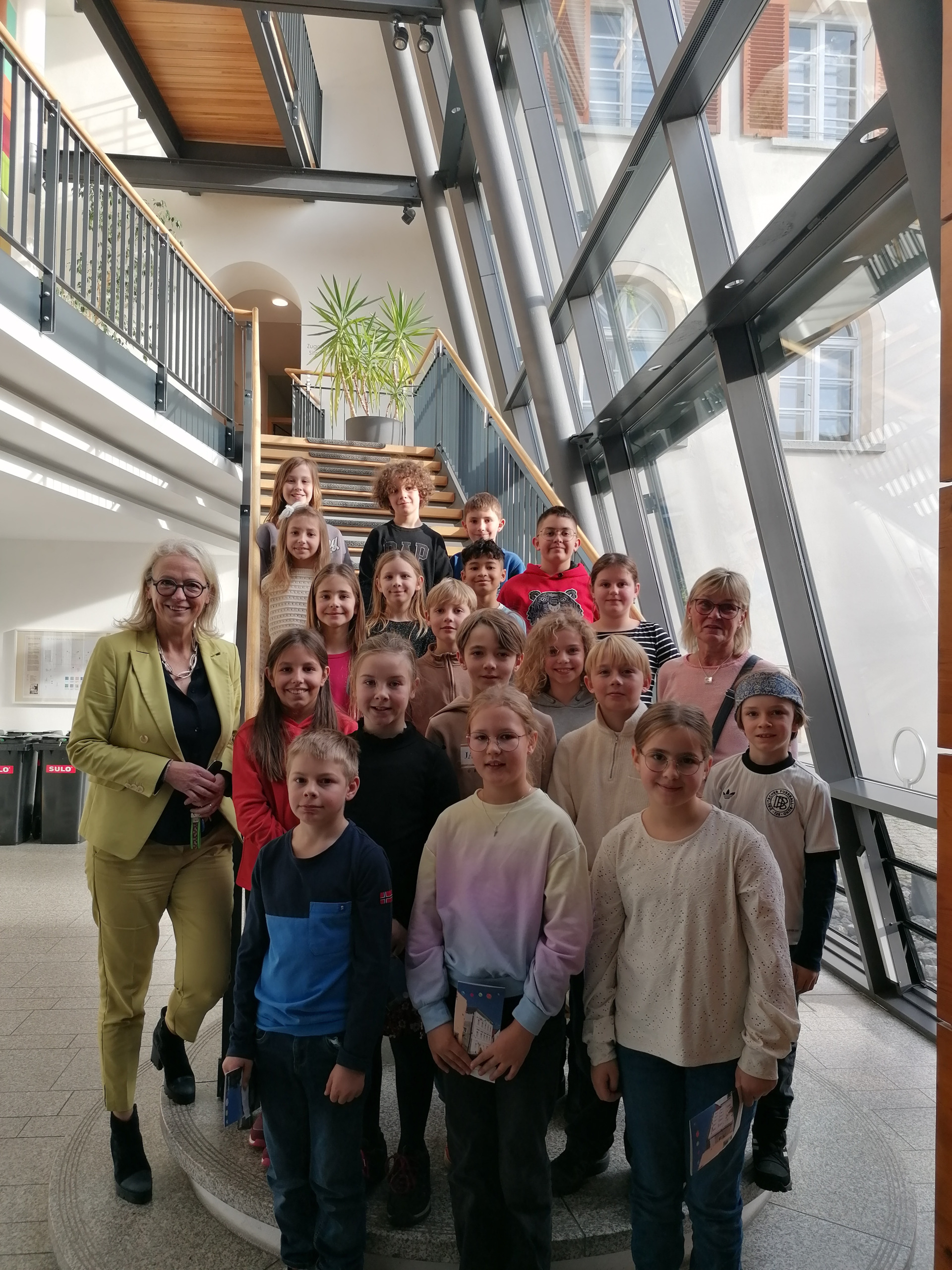 Die 4. Klasse zu Besuch im Rathaus